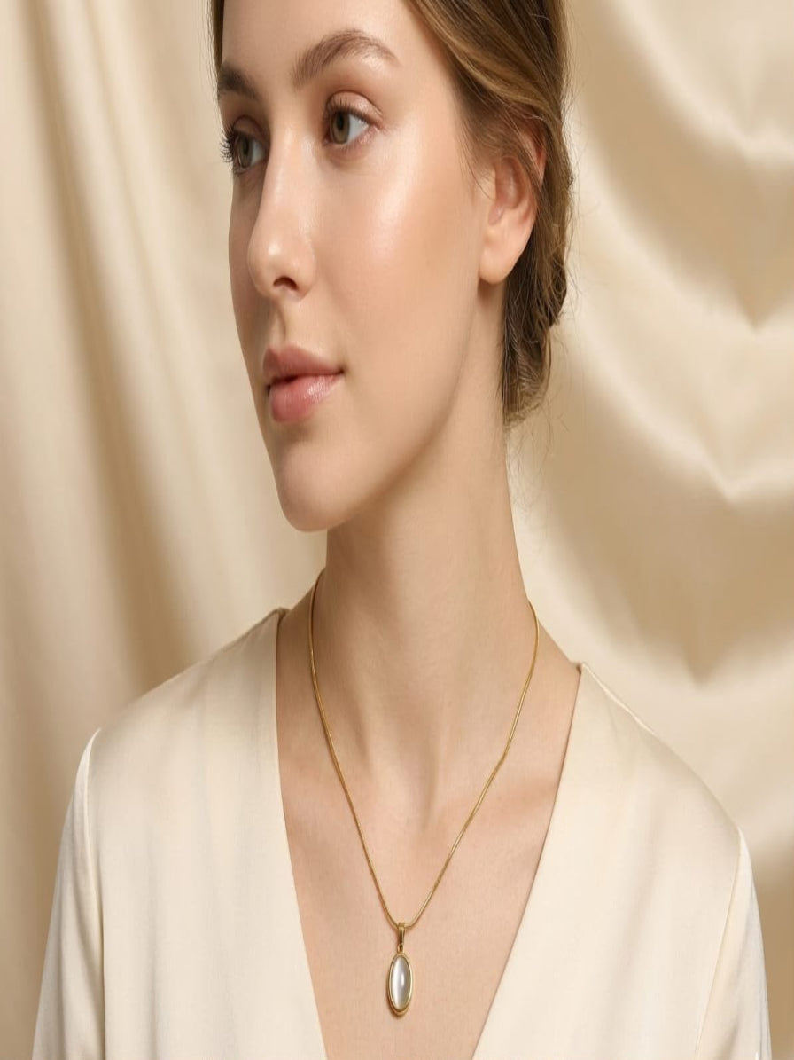 Oval Stone Pendant